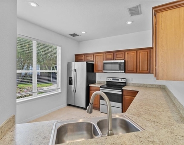 3520 San Jacinto Circle - Photo Thumbnail 23