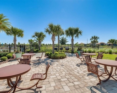 16588 Barbours Creek Way - Photo Thumbnail 39