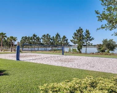 16588 Barbours Creek Way - Photo Thumbnail 45