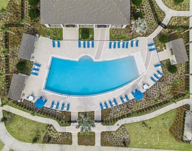 16576 Barbours Creek Way - Photo Thumbnail 51