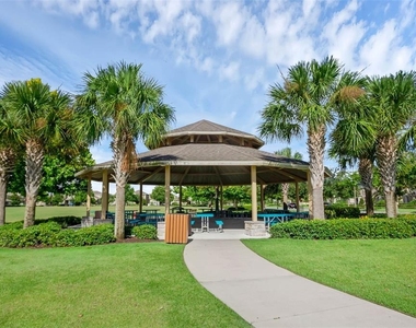 16576 Barbours Creek Way - Photo Thumbnail 38