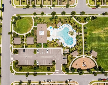 16576 Barbours Creek Way - Photo Thumbnail 57