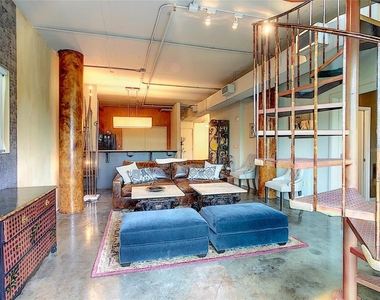 10 N Summerlin Avenue - Photo Thumbnail 9