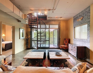 10 N Summerlin Avenue - Photo Thumbnail 76