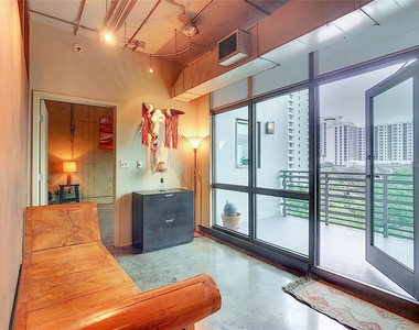 10 N Summerlin Avenue - Photo Thumbnail 59