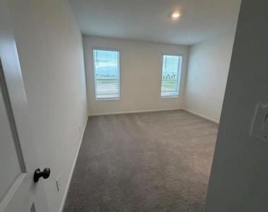 1607 Loxley Trail - Photo Thumbnail 13