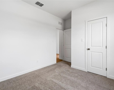 5550 Guava Court - Photo Thumbnail 6