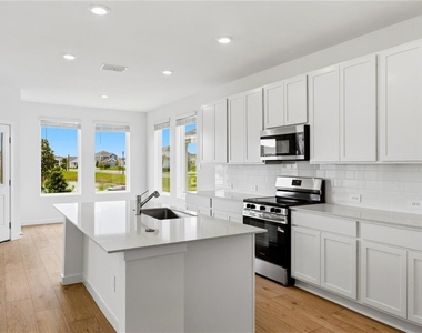 5550 Guava Court - Photo Thumbnail 10