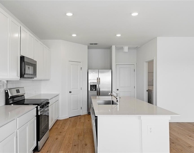 5550 Guava Court - Photo Thumbnail 16
