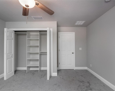 696 Marion Oaks Trail - Photo Thumbnail 14