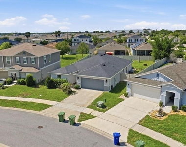 232 Lake Lucerne Way - Photo Thumbnail 28