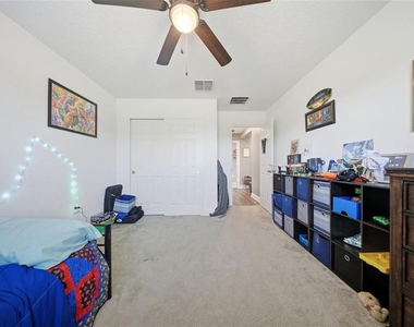 232 Lake Lucerne Way - Photo Thumbnail 19