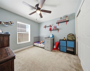232 Lake Lucerne Way - Photo Thumbnail 22