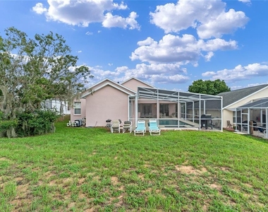 1027 Durango Loop Street - Photo Thumbnail 14