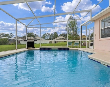 1027 Durango Loop Street - Photo Thumbnail 12