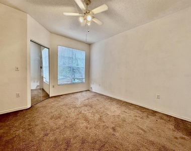 5518 Metrowest Boulevard - Photo Thumbnail 1