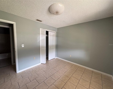 1017 Harden Court - Photo Thumbnail 12
