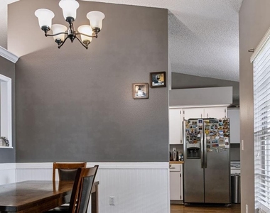 506 Mandy Street - Photo Thumbnail 12