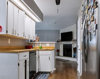 506 Mandy Street - Photo Thumbnail 38