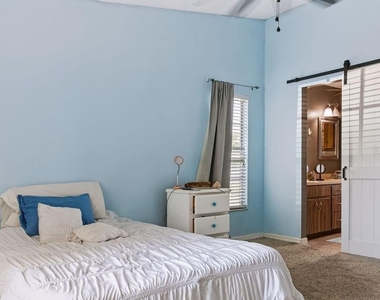 506 Mandy Street - Photo Thumbnail 22