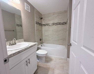 1139 Sycamore Street - Photo Thumbnail 6