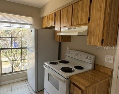 1777 Crystal Grove Drive - Photo Thumbnail 7