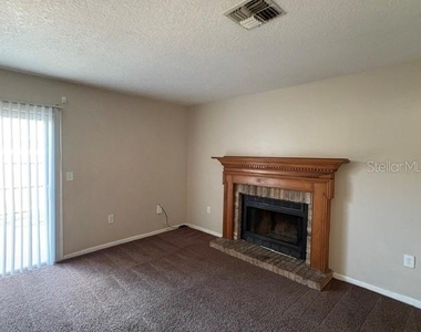 1777 Crystal Grove Drive - Photo Thumbnail 2