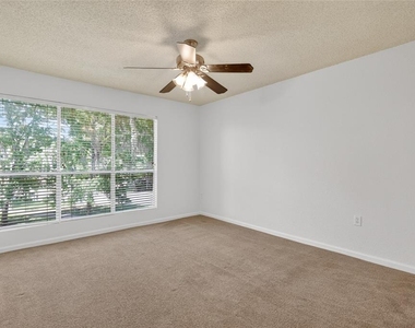 1810 Nw 23rd - Photo Thumbnail 16