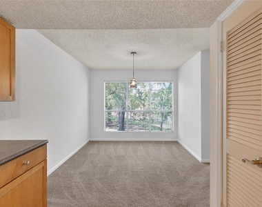 1810 Nw 23rd - Photo Thumbnail 8