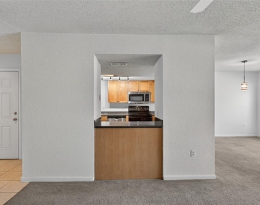 1810 Nw 23rd - Photo Thumbnail 5