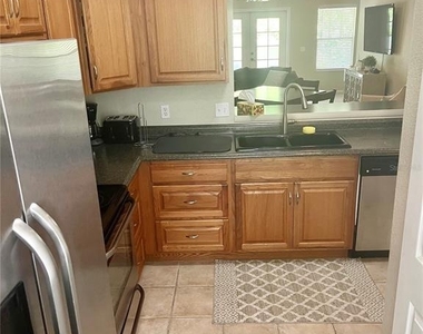 5025 Sw 91st Court - Photo Thumbnail 8