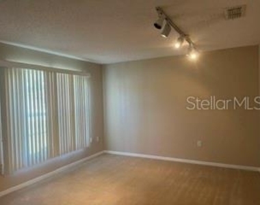 6 Primrose Lane - Photo Thumbnail 2