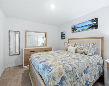 12580 Galapagos Court - Photo Thumbnail 16