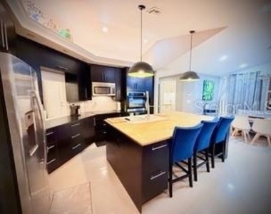 25482 Rampart Boulevard - Photo Thumbnail 23