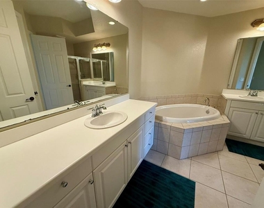97 Vivante Boulevard - Photo Thumbnail 22