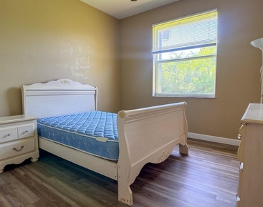 8441 Attalla Avenue - Photo Thumbnail 11