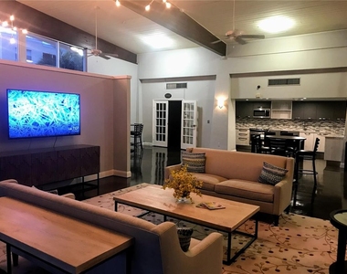 2650 Coconut Bay Ln Lane - Photo Thumbnail 10