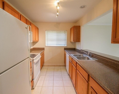 1753 Parakeet Way - Photo Thumbnail 2