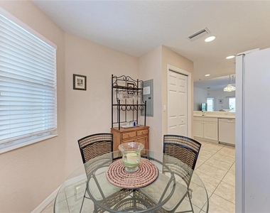 6326 Grand Oak Circle - Photo Thumbnail 15