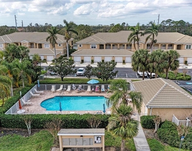 6326 Grand Oak Circle - Photo Thumbnail 42