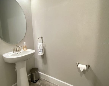 4520 Crestpoint Way - Photo Thumbnail 28