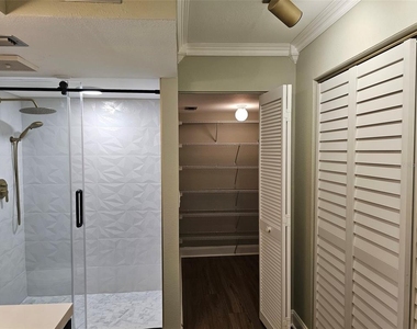 6440 Mourning Dove Drive - Photo Thumbnail 15