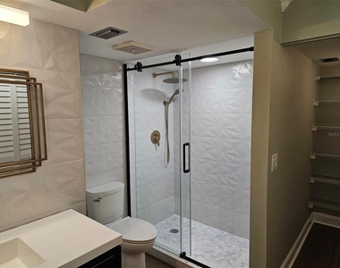 6440 Mourning Dove Drive - Photo Thumbnail 13