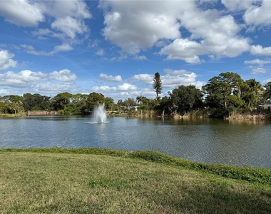 5697 Ashton Lake Drive - Photo Thumbnail 31