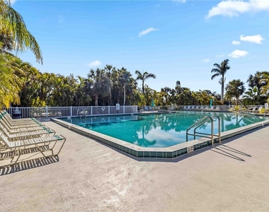 5697 Ashton Lake Drive - Photo Thumbnail 46