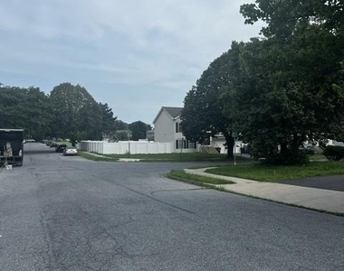 3113 Lucas Drive - Photo Thumbnail 21