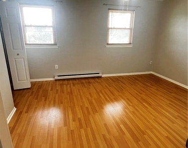 3113 Lucas Drive - Photo Thumbnail 13