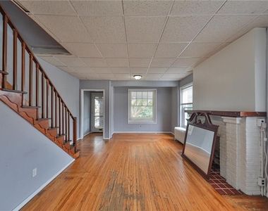 250 S 13th Street - Photo Thumbnail 8
