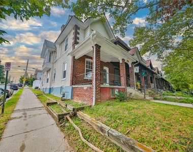 250 S 13th Street - Photo Thumbnail 2