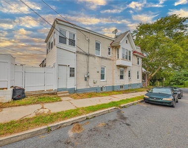 250 S 13th Street - Photo Thumbnail 36
